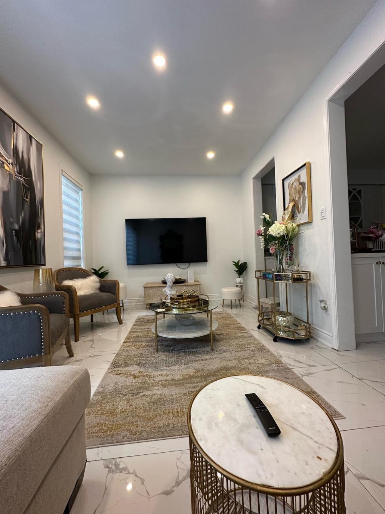 Luxury In Toronto Mississauga
